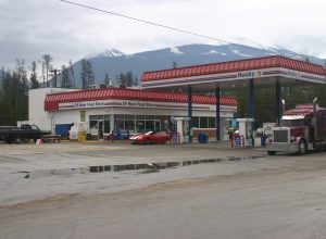 Blue River, Husky station